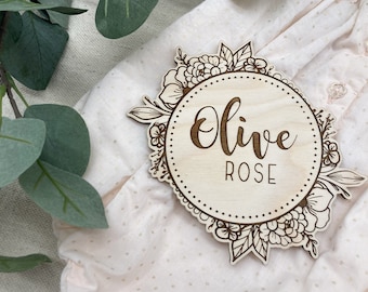 Floral Baby Name Sign Name Announcement Wooden Milestone Baby shower gift Name Plaque Newborn Girl Name Sign Wooden Name Sign New Baby