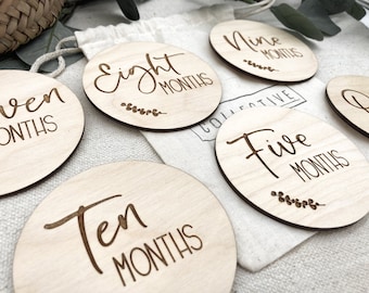 Baby Monthly Milestone Wooden milestone Milestone Card Pregnancy Baby Shower Gift Milestone Baby Milestone Marker Milestone Blocks