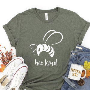 Chemise Soyez gentil, Vie de maman, T-shirt graphique, Le bonheur, ça compte, Soyez gentil, Abeille, C&#39;est important, Chemise positive
