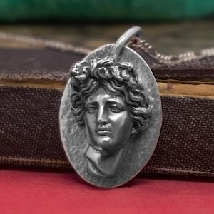 Apollo sterlingzilveren hanger | God van muziek, dans, genezing, poëzieketting | Mythologische sieraden