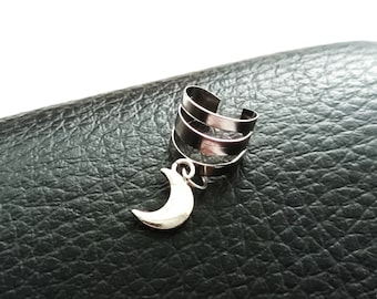Ear Cuff No Piercing. Moon Clip On Earring - Upper Lobe. Grunge Jewelry. Goth, Whimsigoth, Dark Academia, Gothic, Witchy Jewellery Gift. UK