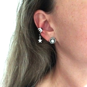 Ear Cuff No Piercing. Star Clip On Earring - Upper Lobe. Grunge Jewelry. Goth, Whimsigoth, Dark Academia, Gothic, Witchy Jewellery Gift. UK