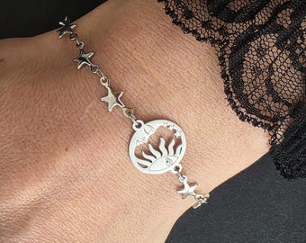 Pulsera gótica Whimsigoth: Acero inoxidable. Joyería alternativa gótica, joyería caprichosa con estrellas, lunas y soles. Regalo en el Reino Unido.