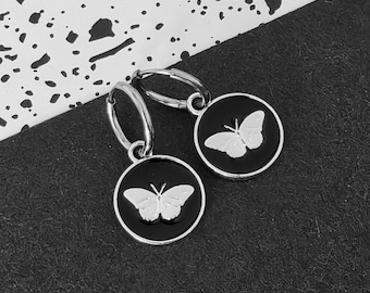 Pendientes de mariposa con diseño caprichoso. Joyería alternativa grunge Y2K. Aros góticos de verano. Whimsigoth, regalo de joyería gótica del Reino Unido.