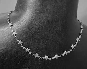 Gargantilla de estrella Whimsigoth: collar grunge Y2K de acero inoxidable. Joyería gótica caprichosa del Reino Unido.