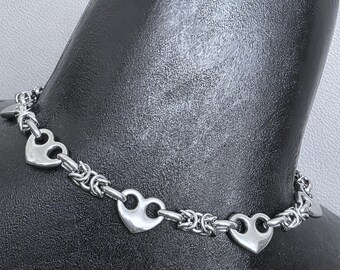 Collar Corazón Gótico. Gargantilla de cadena de acero inoxidable estilo gótico. Joyería grunge Y2K punk. Regalo gótico, alternativo, alternativo (Reino Unido).