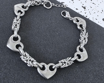 Pulsera Grunge Heart: Acero inoxidable. Estilo Y2K, Whimsigoth, joyería gótica. Joyería Alt Punk del Reino Unido.