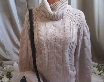 Turtle neck sweater