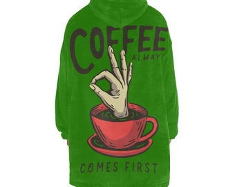 Kaffee steht an erster Stelle – gemütliche Kapuzendecke für Kaffeeliebhaber, warmer und weicher Überwurf, perfekte Geschenkidee