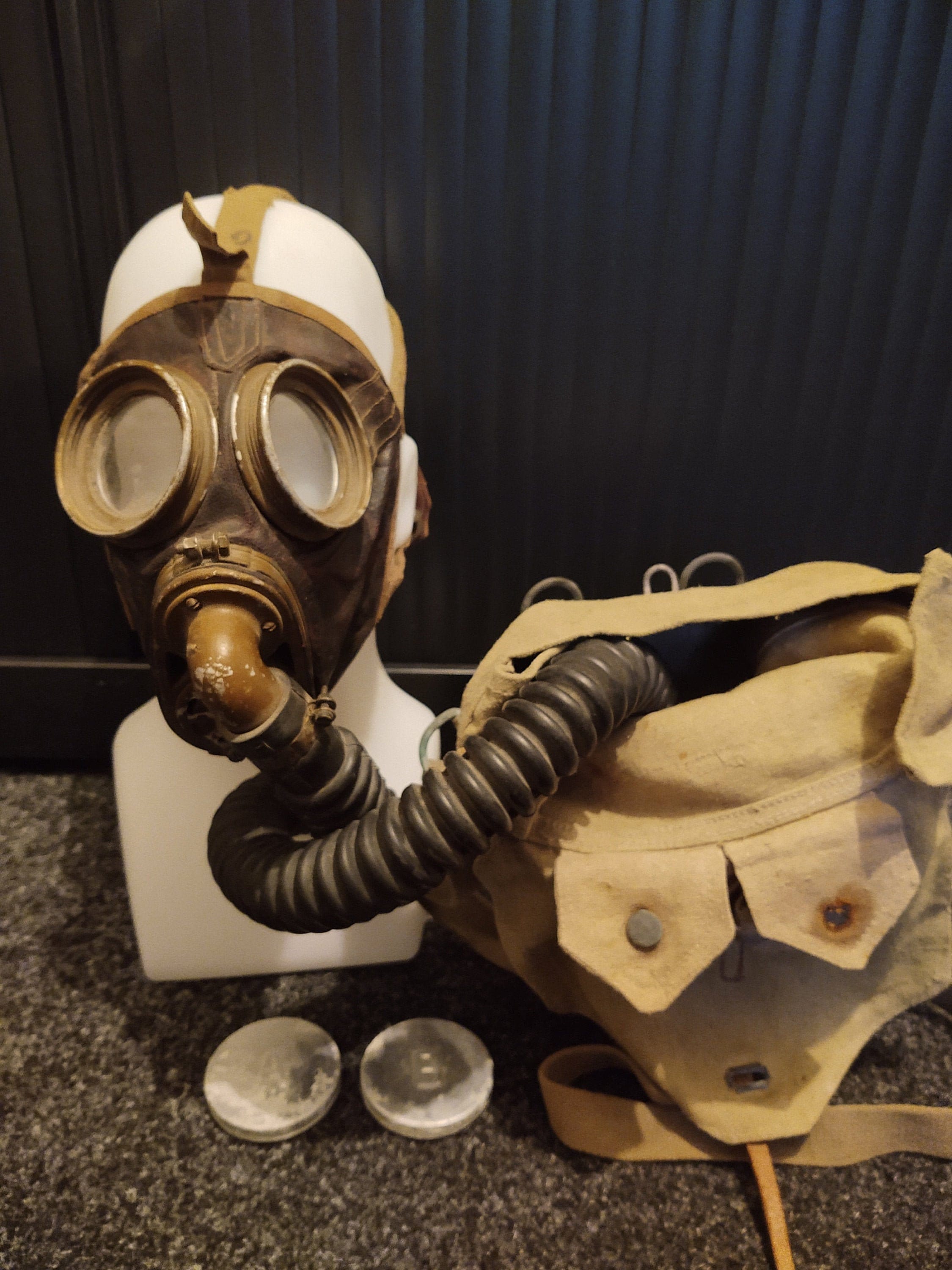 Ww1 Gas Mask for sale Only 3 left at 70