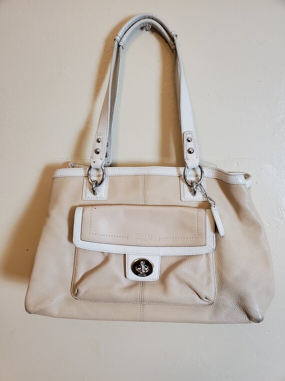 Vintage Coach Beige and White LeatherPurse - image 6