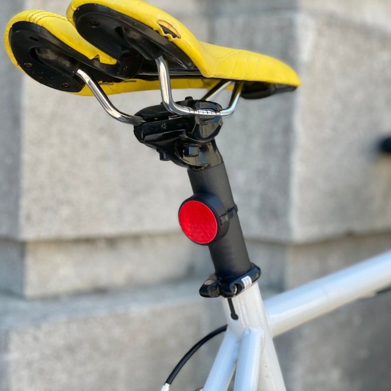 AirTag Bike Mount / Reflector image 2