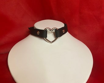 Love me gently choker
