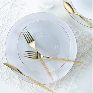 Luxe Round Party Clear & Gold Appetizer Plates Christmas