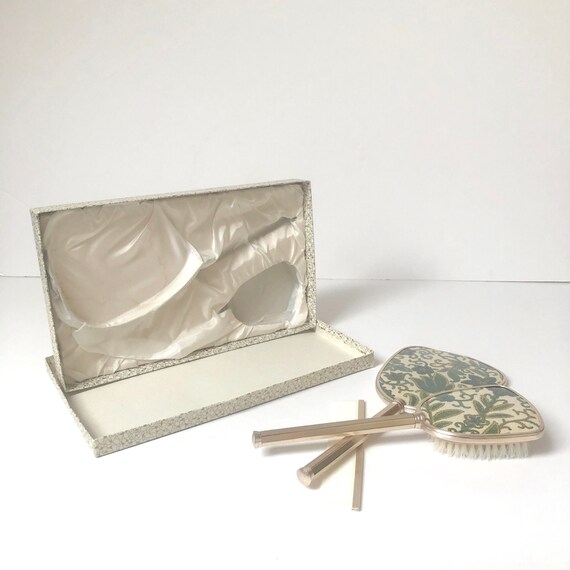 Vintage Hair Brush, Mirror and Comb Set / Floral … - image 7