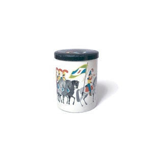 Vintage Tin / English Tea, Cookie Tin / Container Box