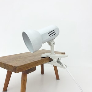 Vintage Clamp Lamp / Made in Finland / Plastic Clamp Lamp / Plastic Light / Retro Lamp / Desk or Table Lamp / Reading Lamp / White Lamp