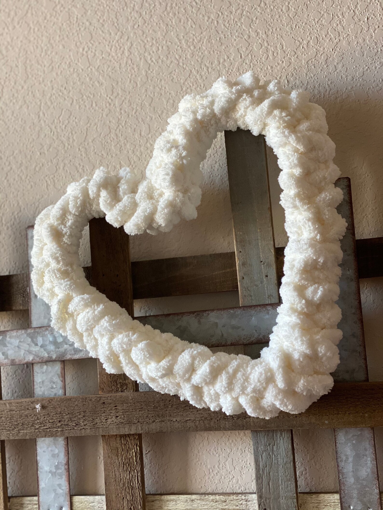 12 Heart. Chunky Knit Wreath Heart Wreath Wreath Yarn Etsy