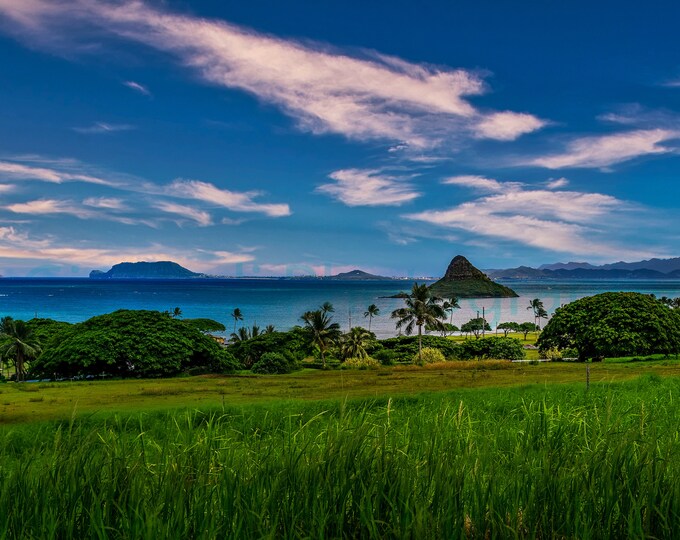 Oahu, Hawaii. Chinaman's Hat. Mokolii Island From Kualua Ranch. Mokapu