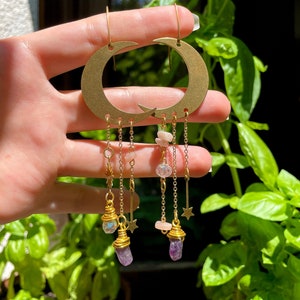 Sirup der Illusionen | Messing-Kristall-Ohrringe, Boho-Kristall-Ohrringe, goldene Ohrringe, Amethyst-Ohrringe, Pfirsich-Mondstein-Sonne-Mond-Ohrringe