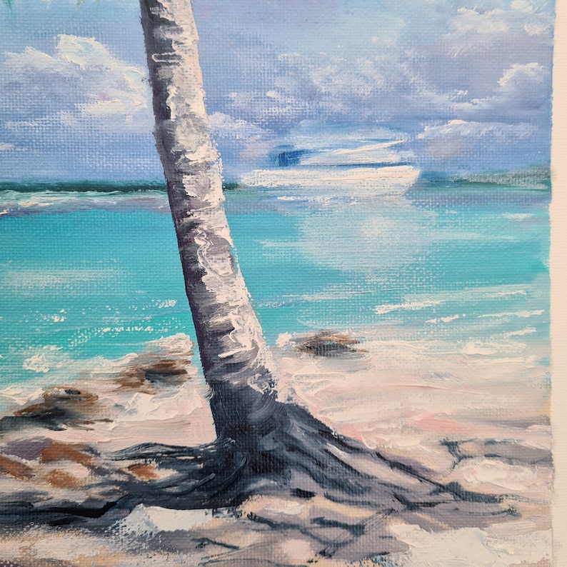 Puede incluir: Una pintura de una palmera en una playa con agua turquesa y un barco blanco en la distancia.