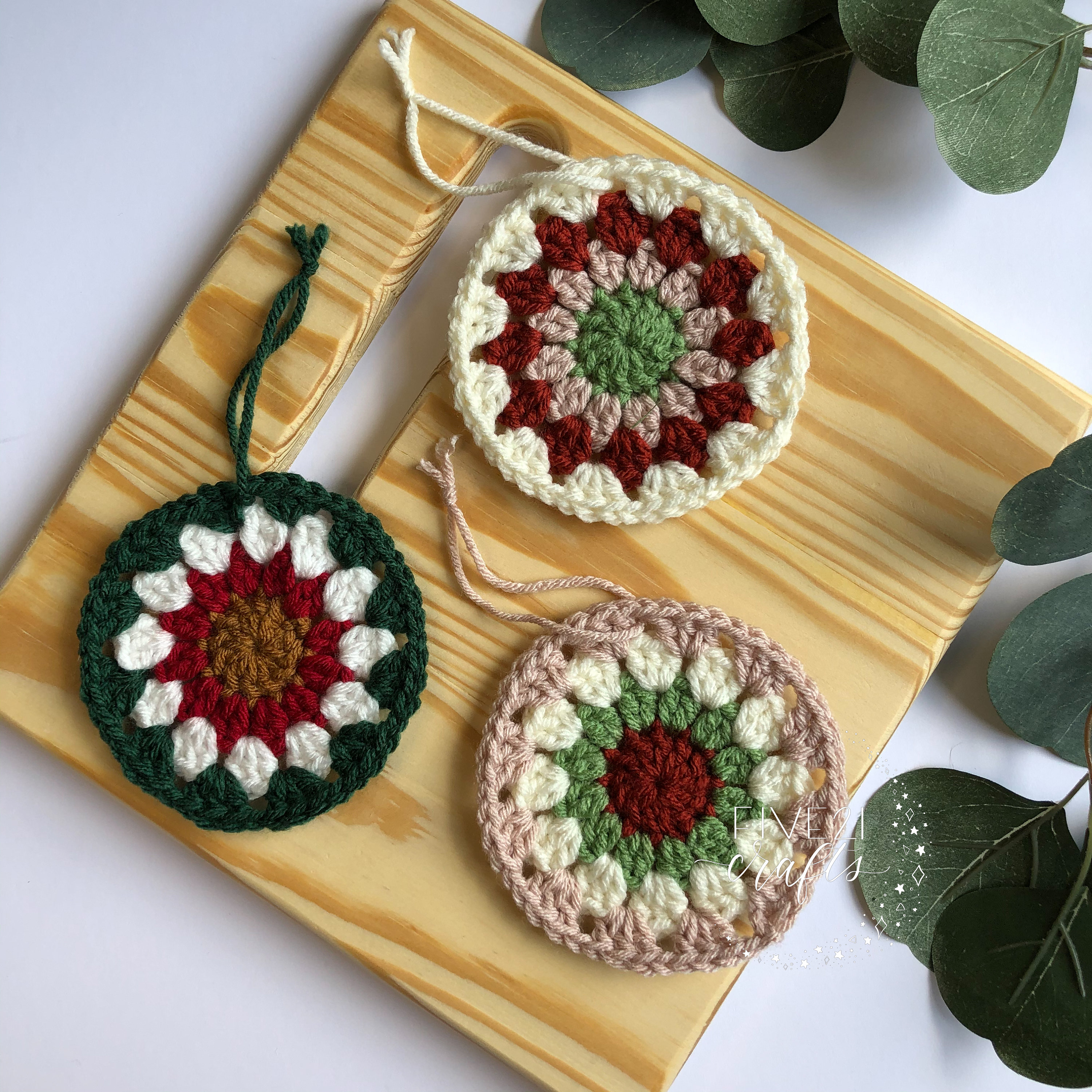 Ornement Au Crochet Fait à La Main Grand-Mère Carrée - Collection Ferme