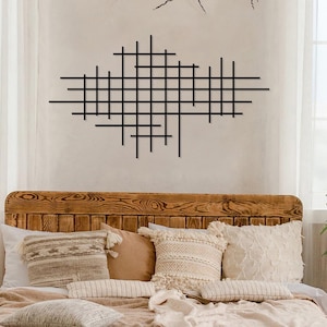 Modern Abstract Metal Wall Art: Geometric Line Design
