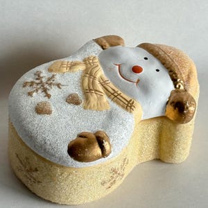 Vintage Christmas Ceramic Frosted Snowman Trinket Box,Glittery Snowman Shaped Candyholder,Holiday Table Decoration,Festive Winter Home Decor