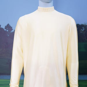 Inner shirt undershirt maroon crew