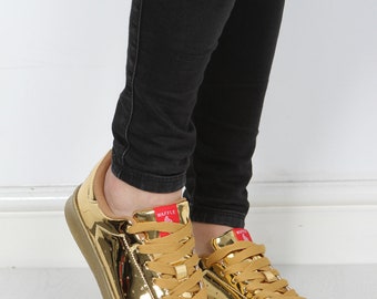 Women’s High Fashion Gold Sneakers , High Chic Party Trainers , Disco Hip Hop Everyday Running Shoes Flashy Sparkle Shoes Comfy Inner Lining