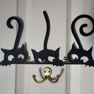 3 Happy Cats