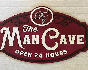 Cartello della caverna dell'uomo dei Tampa Bay Buccaneers
