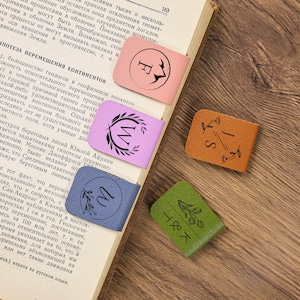 Leather Magnetic Bookmark,Initials Bookmark,Personalized Magnetic Bookmark with Name,Book Lover Birthday Gift,Book Accessory