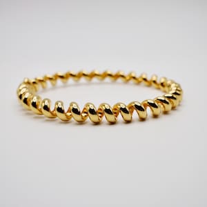 Fusilli Rotini Spiral Gold Bangle Bracelet