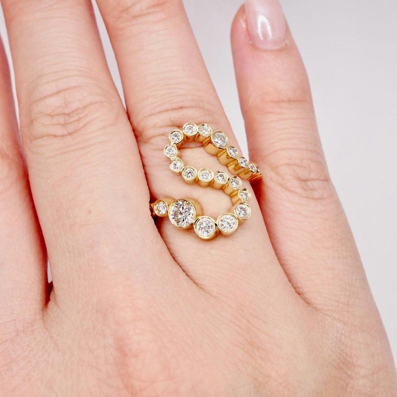 The 18K Alphabet Embrace Ring (Q-X) image 9