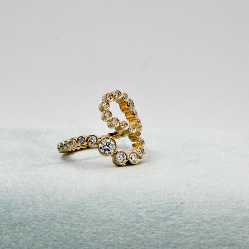 The 18K Alphabet Embrace Ring (Q-X) image 7