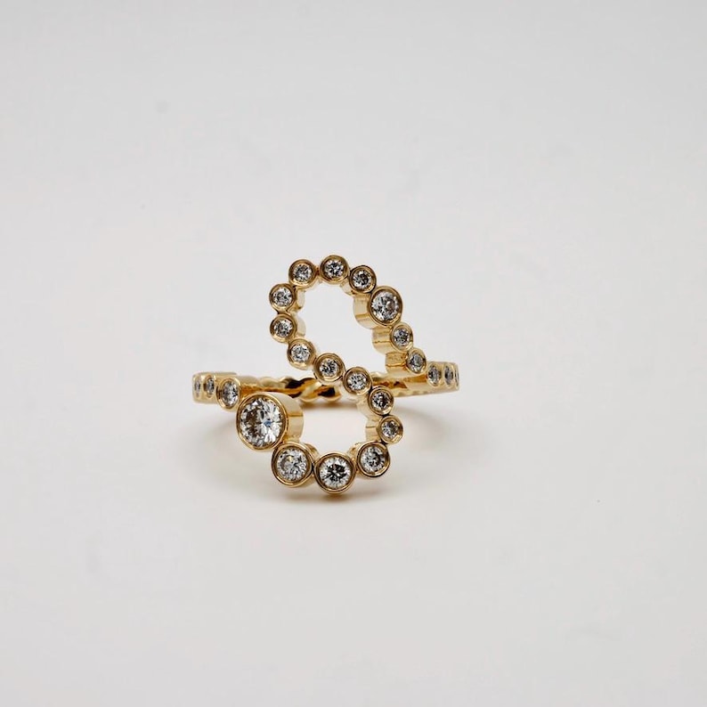 The 18K Alphabet Embrace Ring (Q-X) image 1