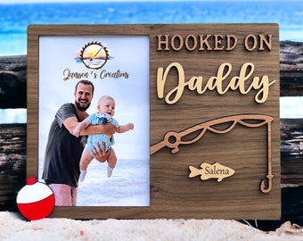 Hooked On Daddy 4x6 Picture Frame, Personalized Fishing Gift for Dad, Hooked on Papa, Holiday Gifts from kids, Custom Fishing Dad Gift