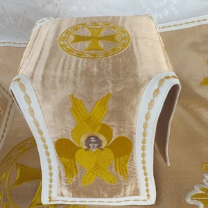 Orthodox set of chalice coverings, gold thread embroidery on satin cloth.used in orthodox chereh during liturgy,to cover chalice Size 50/65.