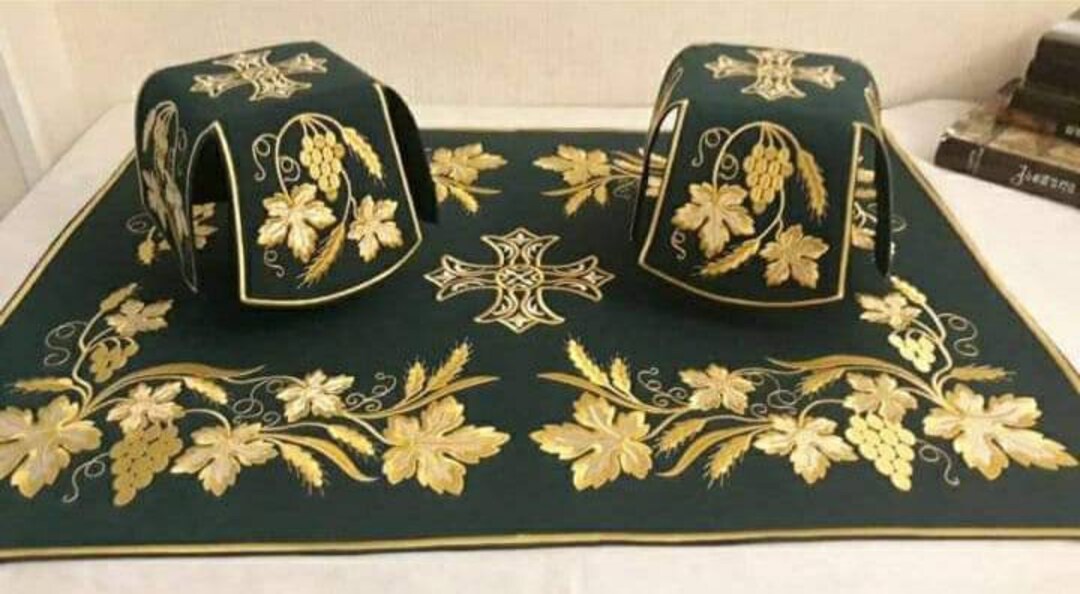 Orthodox Sponge Orthodox Set of Chalice Coverings, Gold Thread Embroidery on Satin ...