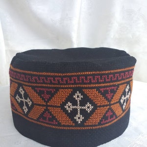 Hand embroidered hat,Fabric hat,skufia,Embroidered hat, Georgian traditional embroidery.Fully embroidered.