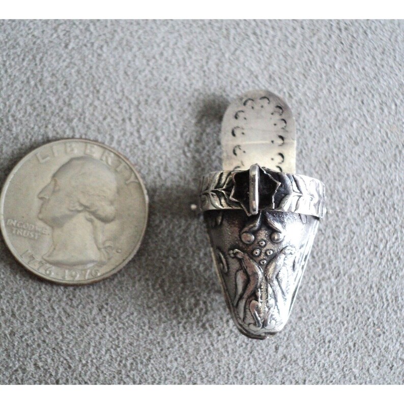 Antique Sterling Silver SLIPPER Style Lady's STIRRUP BROOCH Miniature 1.5 Birds zdjęcie 2