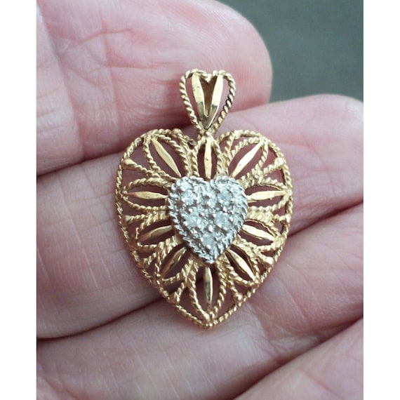 Vintage 10K Yellow GOLD 5 Diamond HEART PENDANT T… - image 7