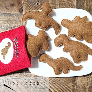 Comida de fieltro con forma de nuggets de pollo y dinosaurio, comida de fieltro con forma de nuggets de pollo y dinosaurio, bordado en el aro, diseños de bordado ITH, comida en el aro