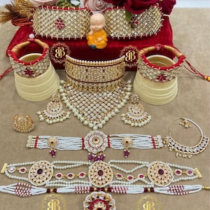 Saundaryam Fashions | Women&#39;s Rajwadi Kundan Pearl Rajputi Jewellery Set