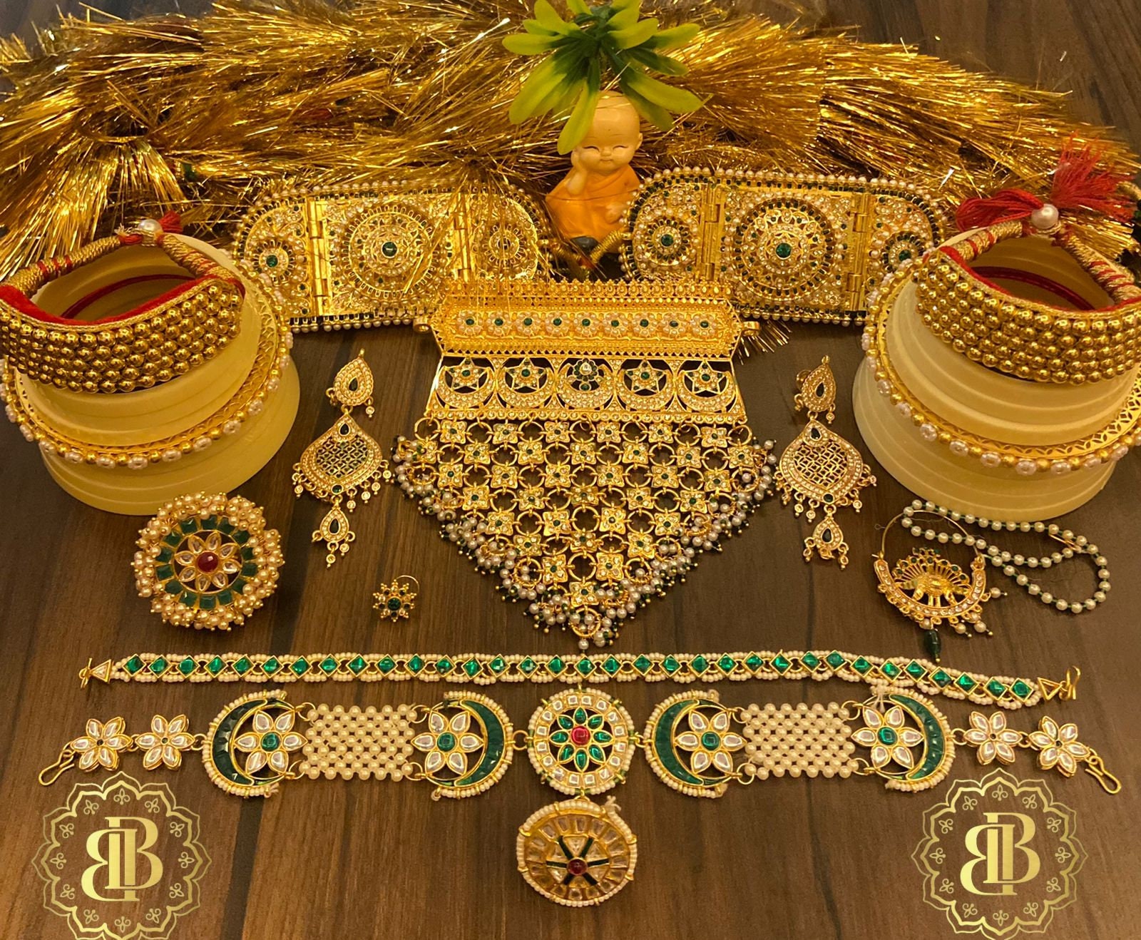Saundaryam Fashions Women s Rajwadi Rajputi Bridal combo Jewelry set