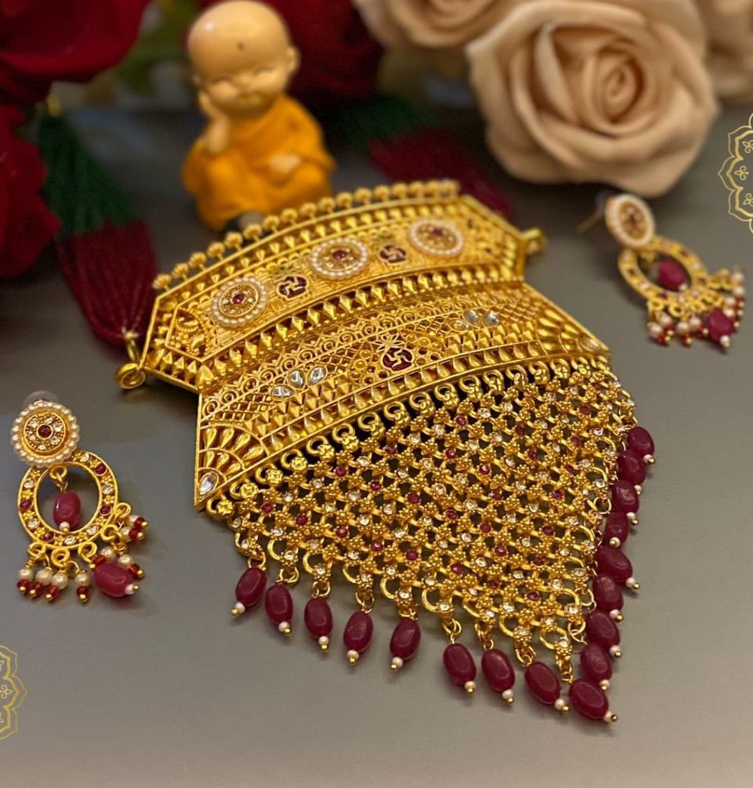 Gold aad jewellery discount