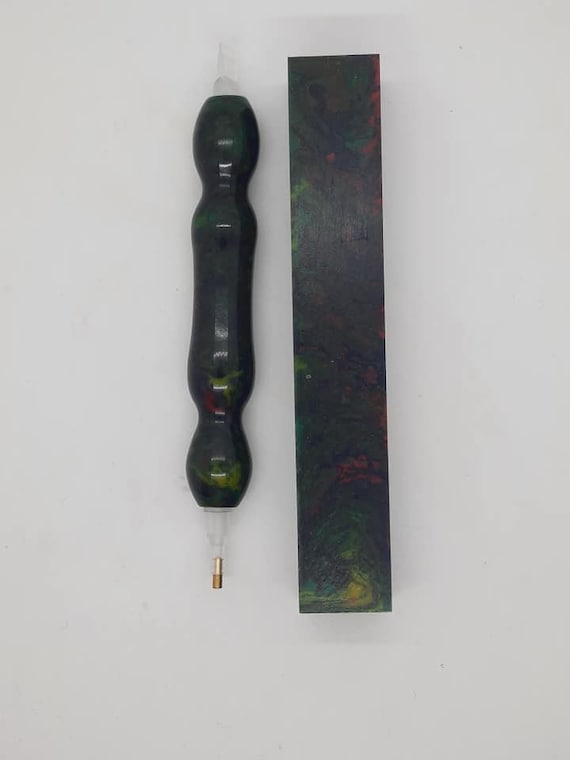 Diamond Painting Pen - Christmas Lights limited edition - Handmade Custom handcrafted lathe acrylic green, red, yellow