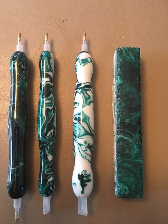Diamond Painting Pen - Crystal Spring - handmade custom green and white handcrafted lathe acrylic