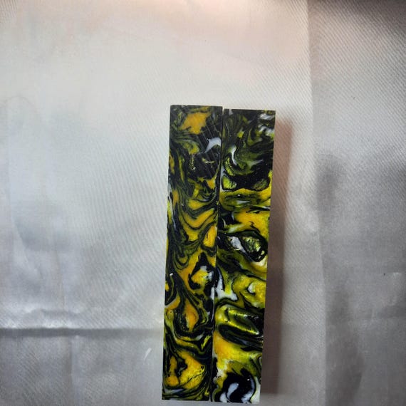 Diamond Painting Pen  - Bumblebee Colors - Handmade Custom black and yellow handcrafted lathe acrylic